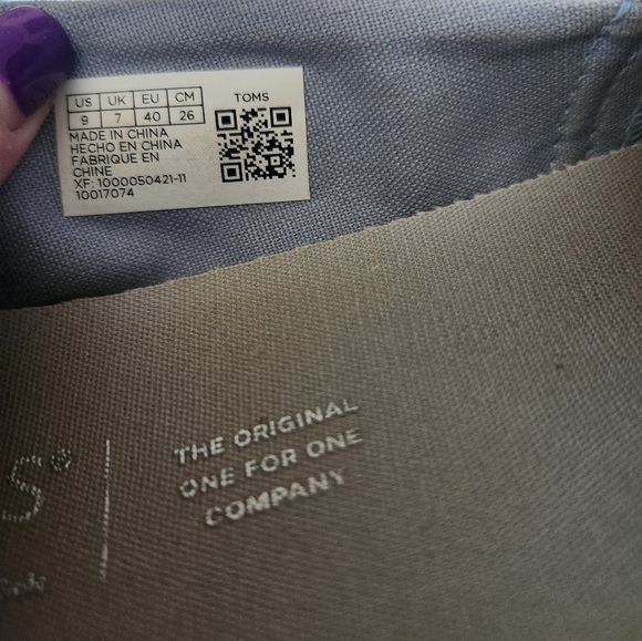 TOMS alpargata turtle slip ons - Picture 3 of 3